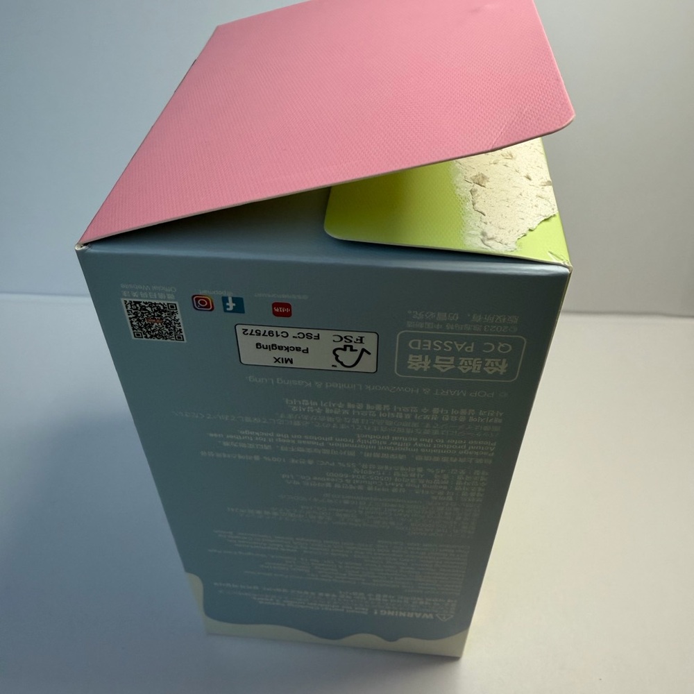 Pop Mart Labubu Sea Salt Coconut Macaron open box - Picture 5 of 8